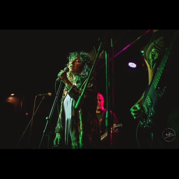 Meet your Posher, Chevy - Picture 4 of 7